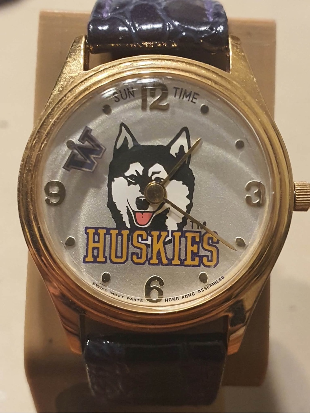 Vintage University of Washington Huskies Goldtone/Silver Women's Watch